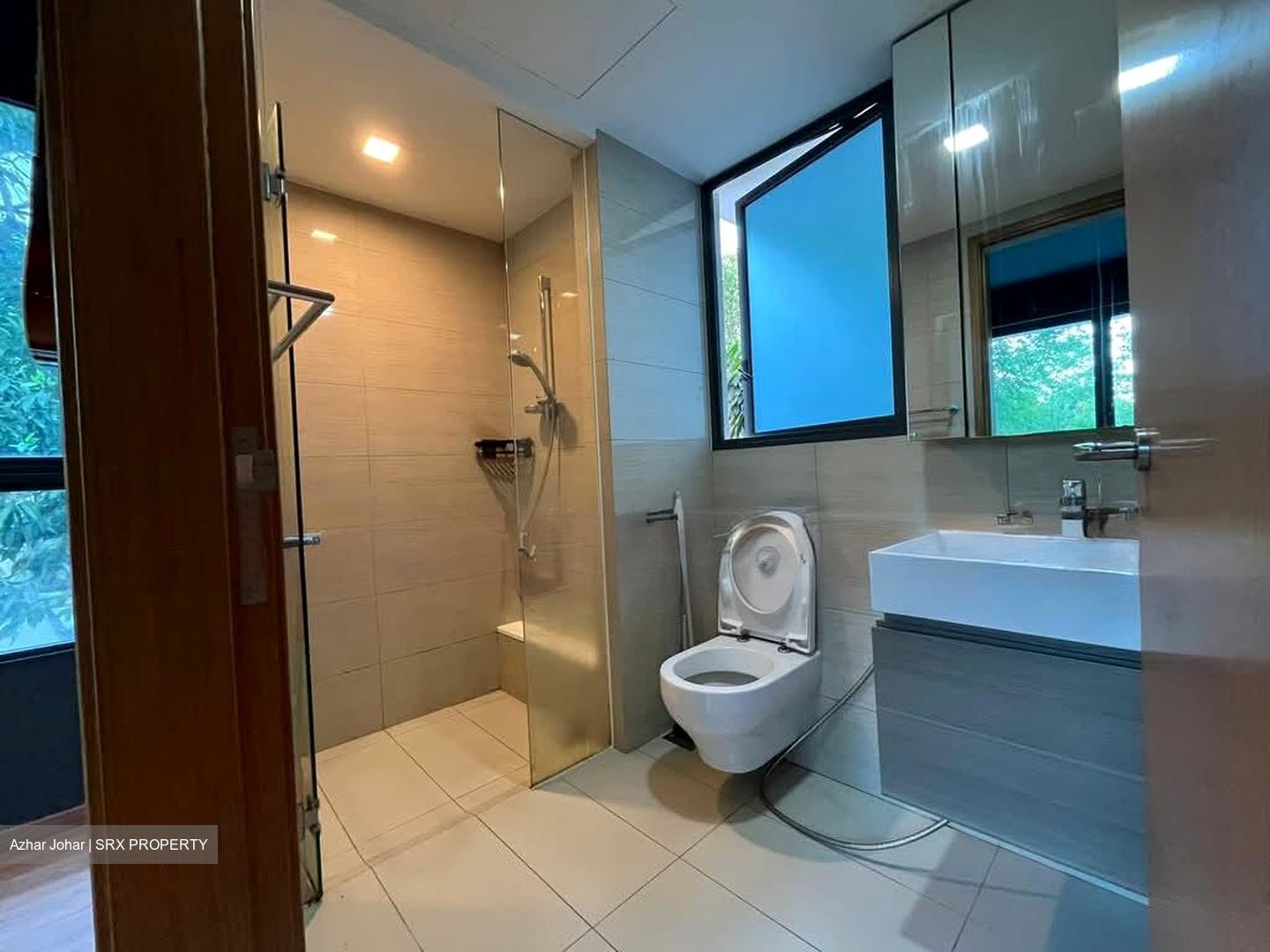 Belysa (D18), Condominium #539573571